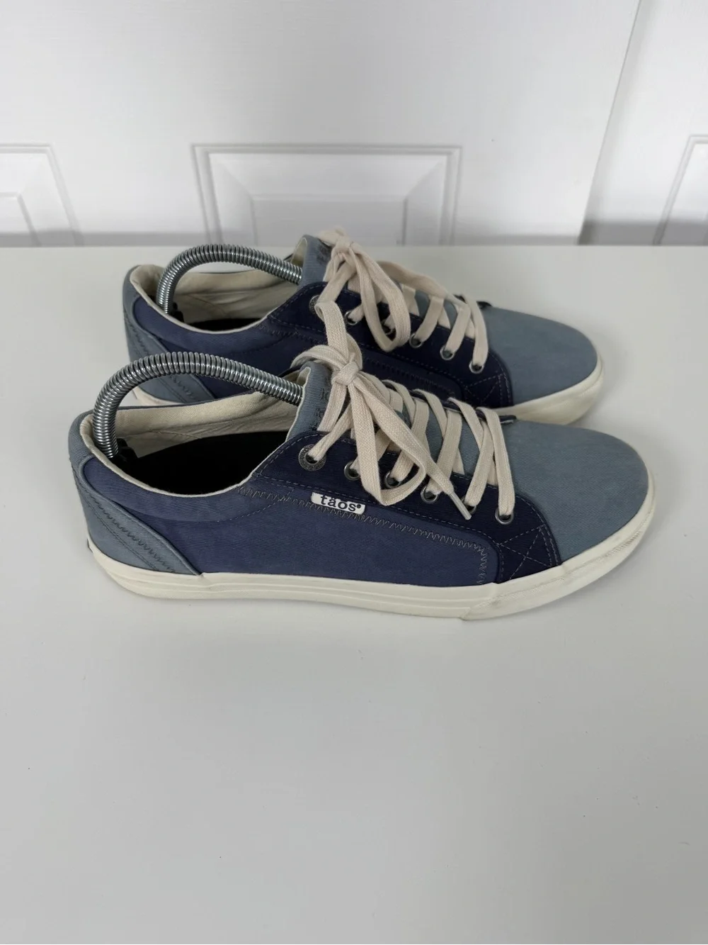 Taos Women’s Sneakers Plim Soul PLS-13644 Blue Color Block 11 EUC